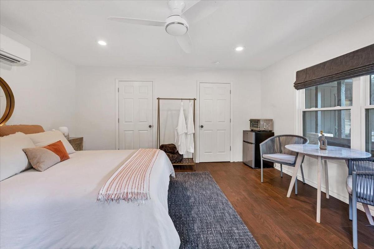 Relaxing Alpaca Ranch Mins From Downtown Wimberley Villa Екстериор снимка