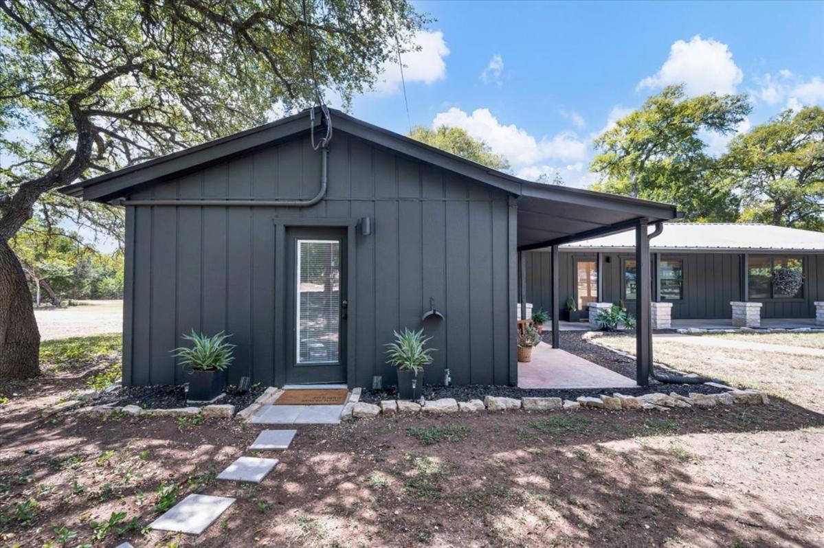 Relaxing Alpaca Ranch Mins From Downtown Wimberley Villa Екстериор снимка