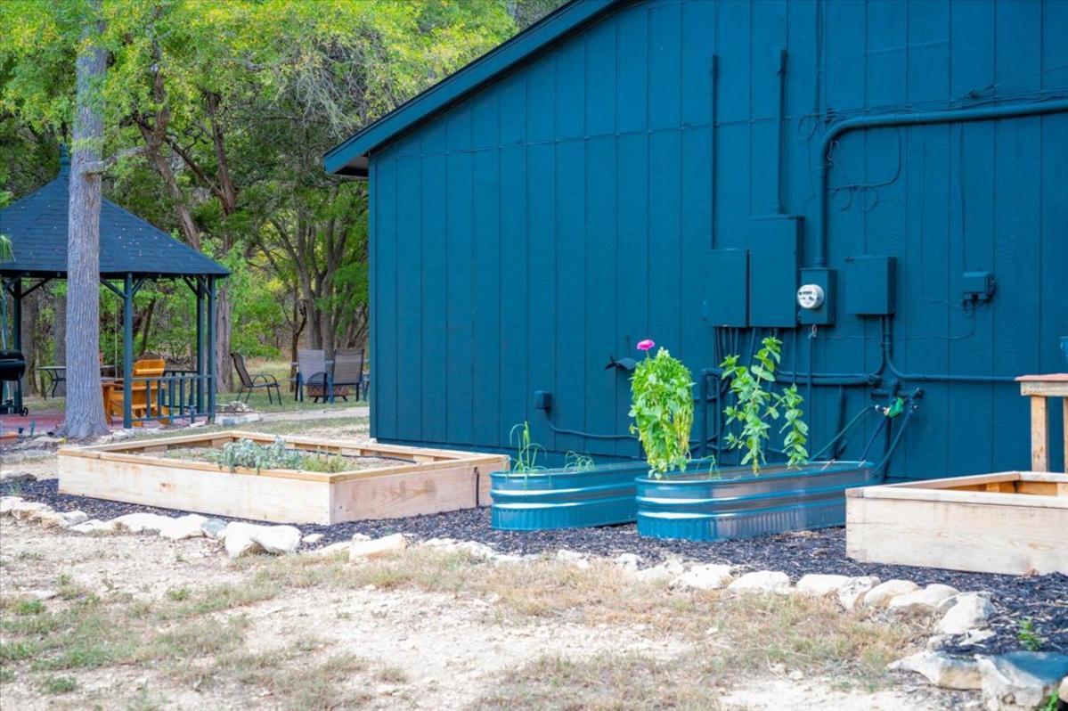 Relaxing Alpaca Ranch Mins From Downtown Wimberley Villa Екстериор снимка